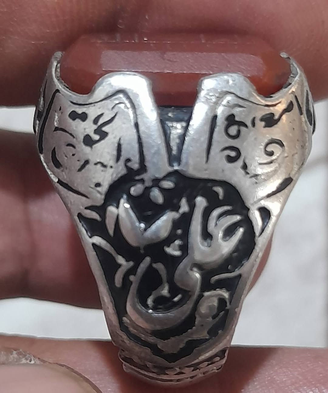 خاتم يماني البيع


**إذا كنت صاحب هذا الإعلان وتريد حذفه لأي سبب، رجاءا أرسل رسالة إلى الدعم الفني**