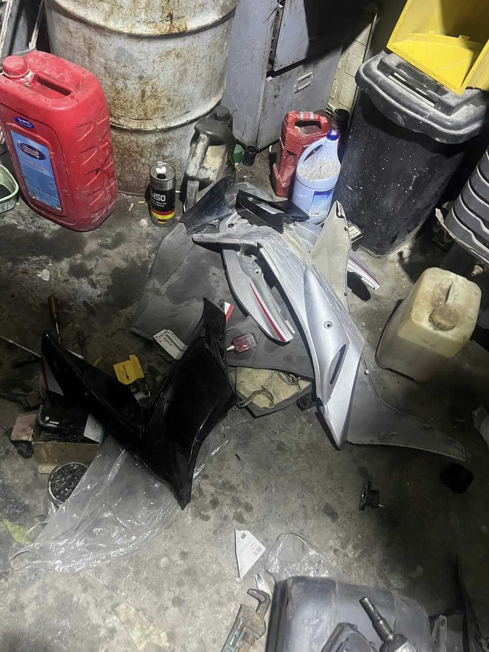 ‏ سلام عليكم PC الجيل الثاني ياباني خمسة دراجة دراجة مكفول  مكينة ￼ فقط بي حادث بصيط  مكان بغداد بنوك سعر ميلون  ***********
