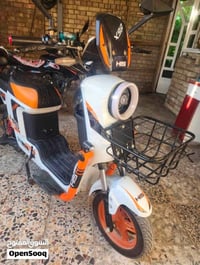 اكس 900 • بدون بطاريات • شاحن اصلي