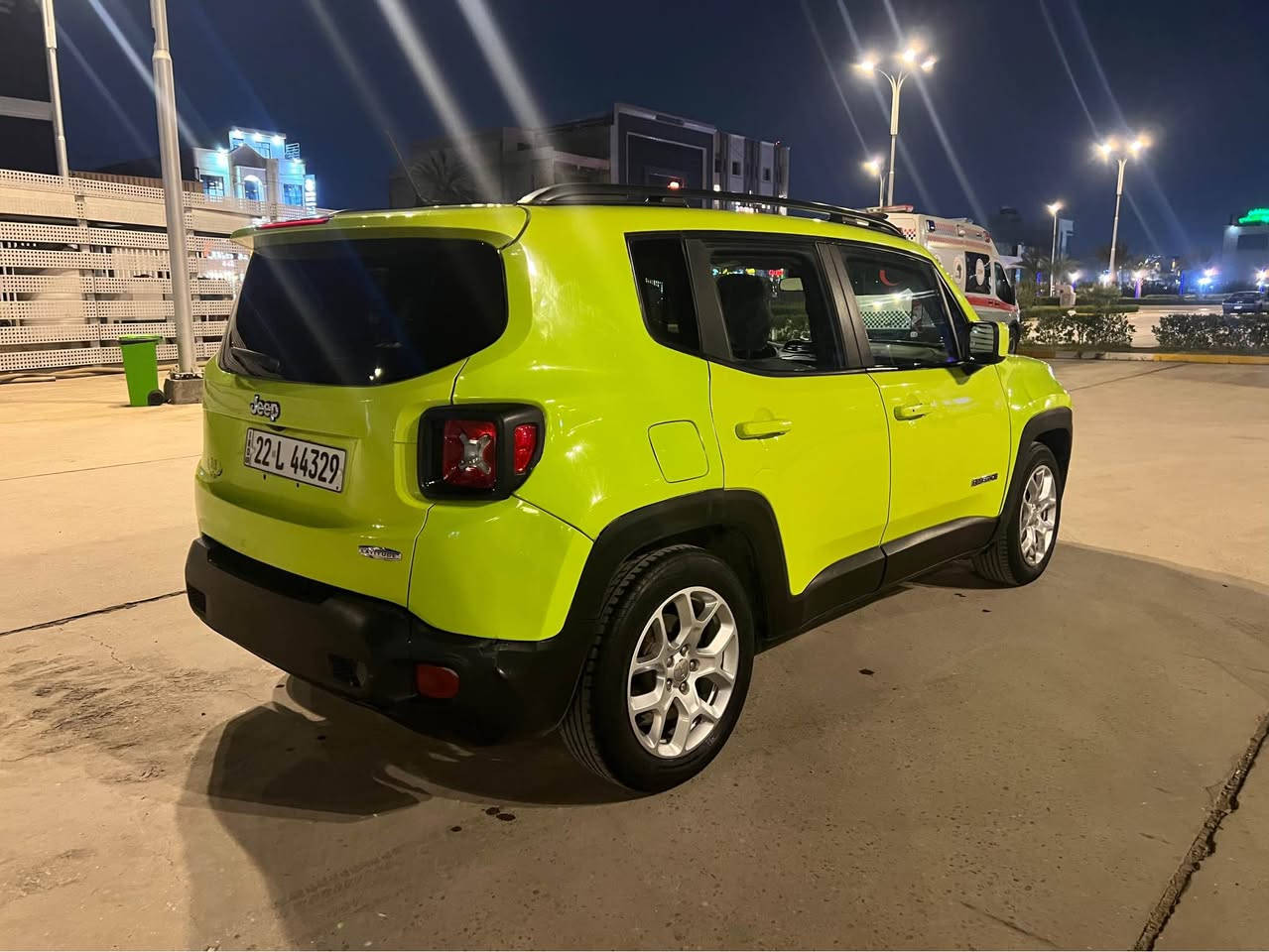 السلام عليكم اخواني الاعزاء جيب رنكيد للبيع او المراوس موديل ٢٠١٧ 
سياره جديده كير مكينه صدر تبريد مكفولات صبغ جاملغ امامي وجاملف خلفي بدون دواخل رقم اربيل باسمي تحويل وكاله مضمونه للاستفسار ***********مكاني بغداد البنوك بغداد, العراق
