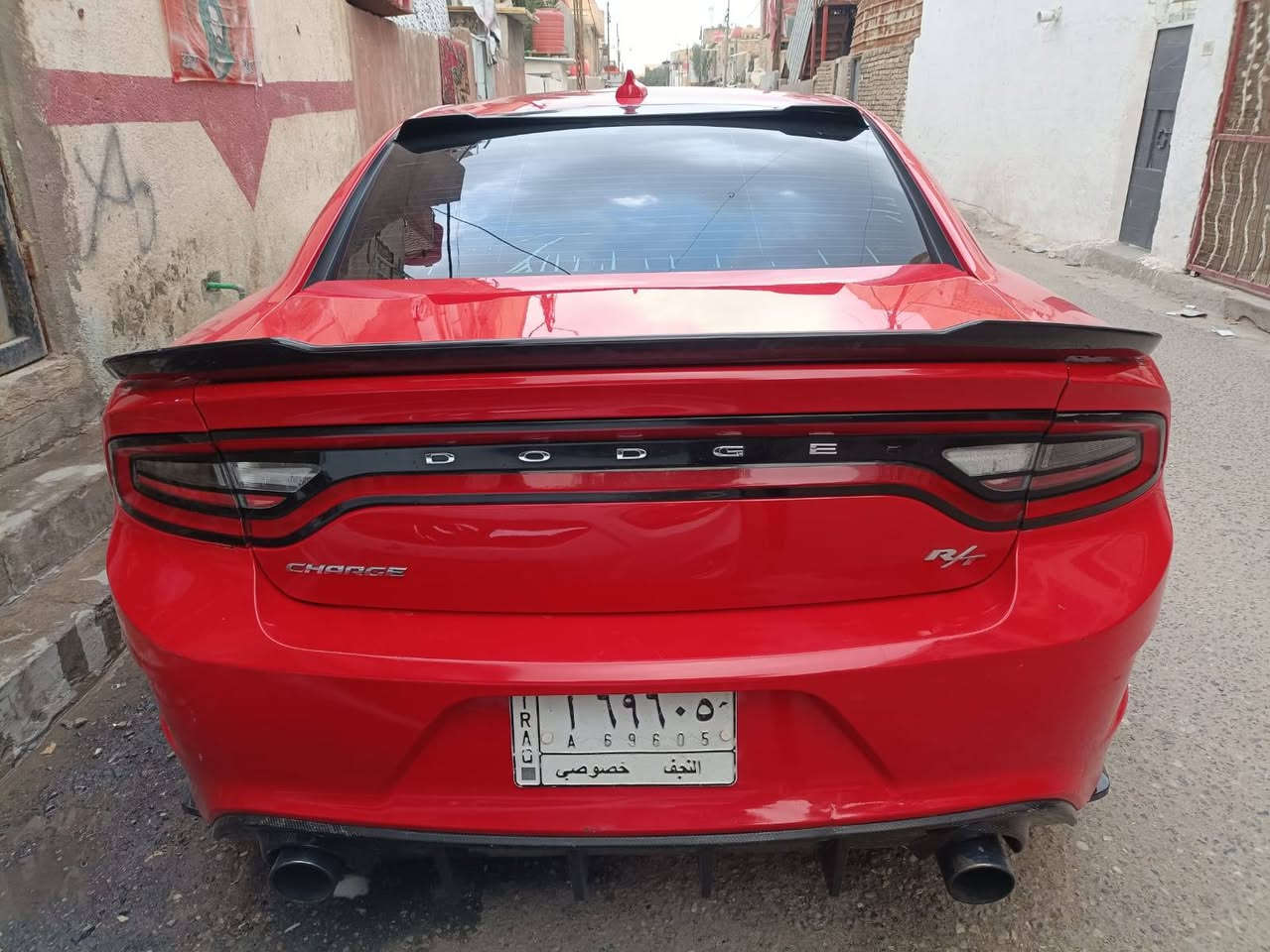 سلام عليكم دوج جارجر مديل 2016 اصل وارد أمريكي حادثة جاملغ وبنيد لون احمر طماطة مميز مكينة هيمي 5.700 
مكينة وكير كارتون حدادية شرط كارتون امامية وخلفية سيارة فول ماعدة الفتحة شاشة كبيرة شفتات ستيرن تحكمات بل ستيرن رادارات جانبية تشغيل عن بعد شرط تحويل ثاني يوم 
سيارة جديدة مال جناي توني مسوي ادامة كاملة بل عافية ع ياخذة العنوان بصرة السعر 165
***********
