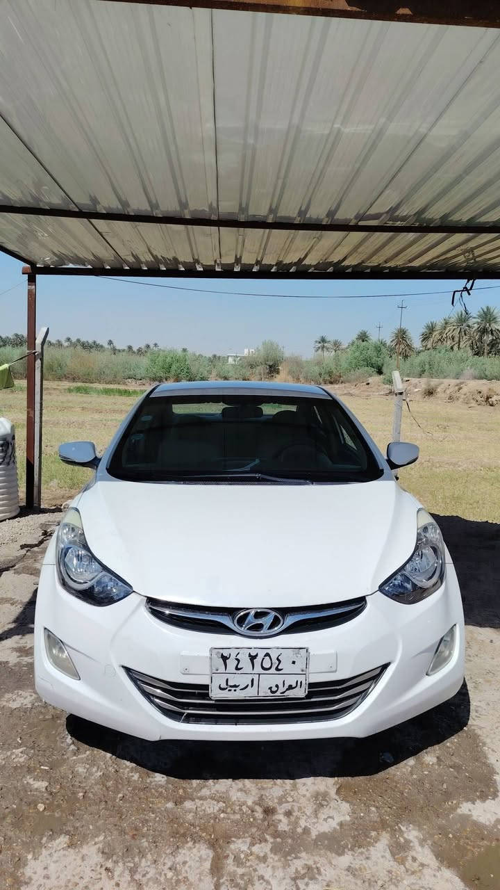 السلام عليكم النترا موديل 12
بيه بنيد وجاملغ صبغ

 بدون داخل 

 جاهزه من كلشي سعرها 103 وبيه مجال

*********** مكان السياره النجف
