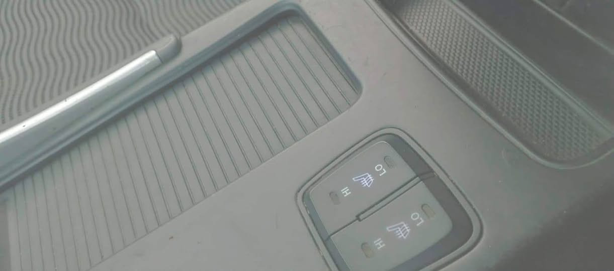 سوناته 2014 ادوات ادوات متومه شمالي رقم وسنويه جاهزه السياره مكينه دوش 2000 المرغوب  كير حداديه كله جاهز ب50 وبيها مجال قليل هاتف ***********
مكاني البصره
