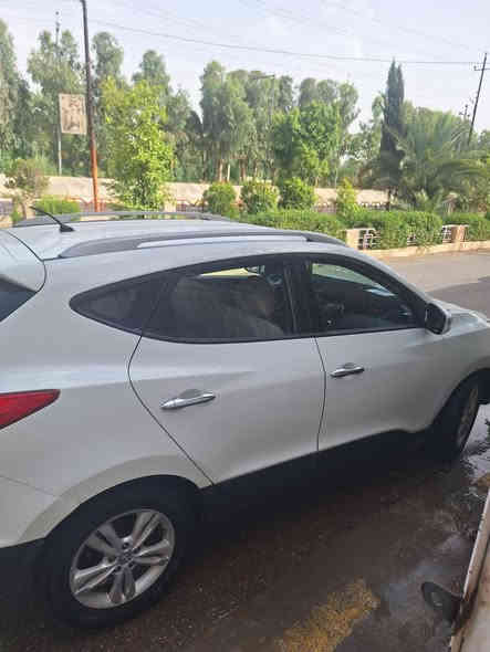 موديل ١٢ بيها صبغ مقدمة البنيد ع كد شبر  وبارد قليل بالباب  محرك وكير شركه ما مفتوح ماشيه ١٩٠   باسمي السعر ١٤٥ الاتصال  ***********
