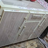 كاونتر ١٫٥م • سنك مرمر ١م • جديد