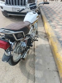 مديل ٢٣ • أوراق • شغالة