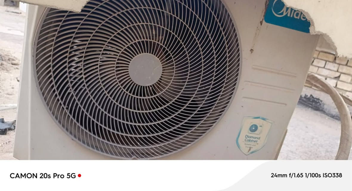 السلام عليكم سبلت ميدياء طنين وسبلت البلسان طنين سبالت نضيفات بلاديات مادخلات تصليح ميدياء مشدود تجي تفحص وتاخذ شرط شغل وضمان من الخير قفل ثنيهن ب575قفل شراي يتصل ***********المكان بغداد معامل
