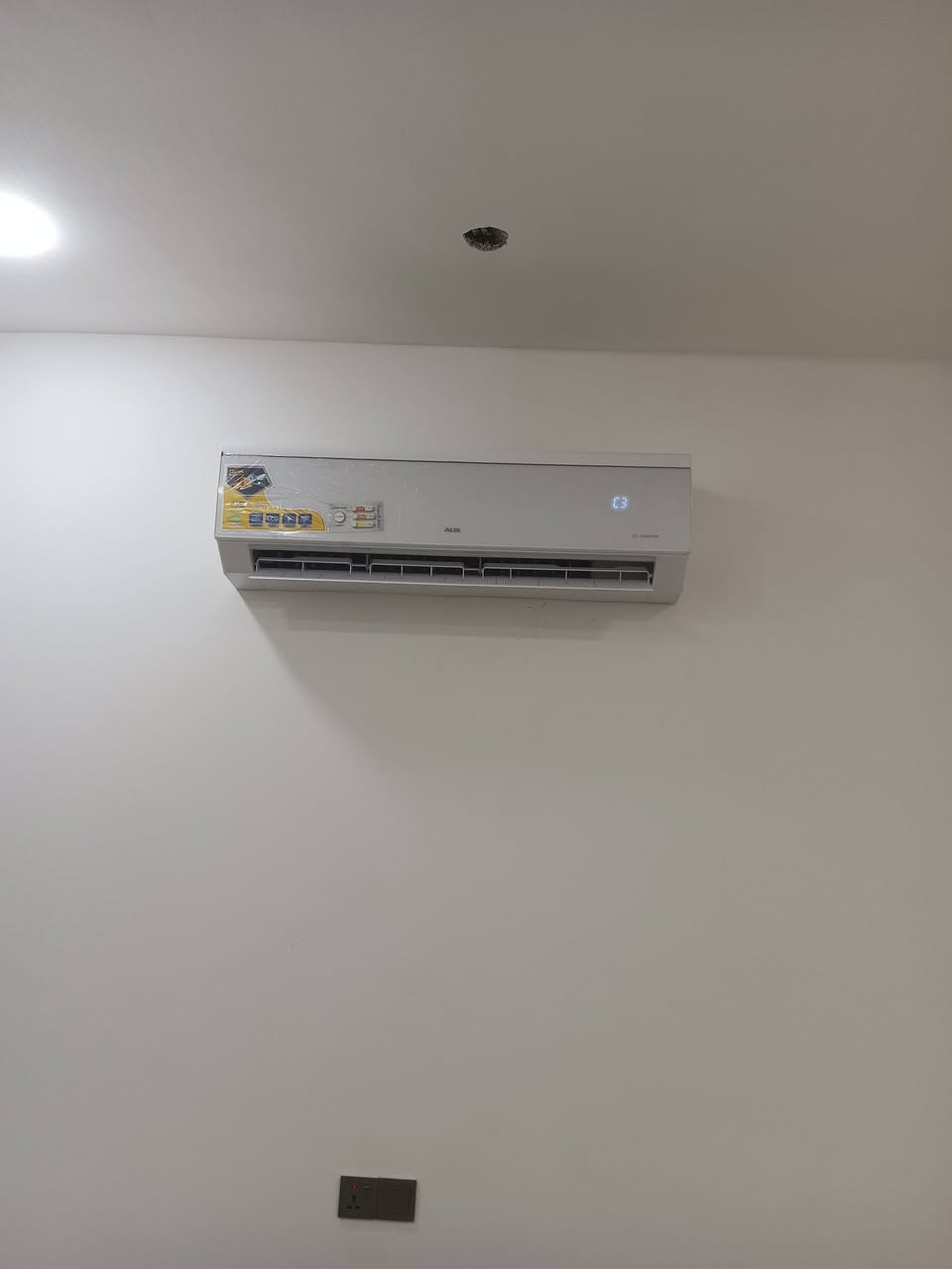 نصب - صيانه - تنظيف
ورشات متنقلة سبالت صيانه عامة ضمان في العمل 🎖️

هندسة تكيف وتبريد 👍
شد ونصب وفتح  السبالت بجميع انواعها 

غسل السبالت بجميع انواعها جداري وكنتوري 
 
تصليح السبالت بجميع عطلاتها وانوعها  

كل ما يخص السبالت  بأحدث المعدات 🛠️🪛

نعمل في كافة مناطق ابو غريب

***********
***********

يمكنك مراسلتنا عن الطريق الواتس اب او الاتصال
