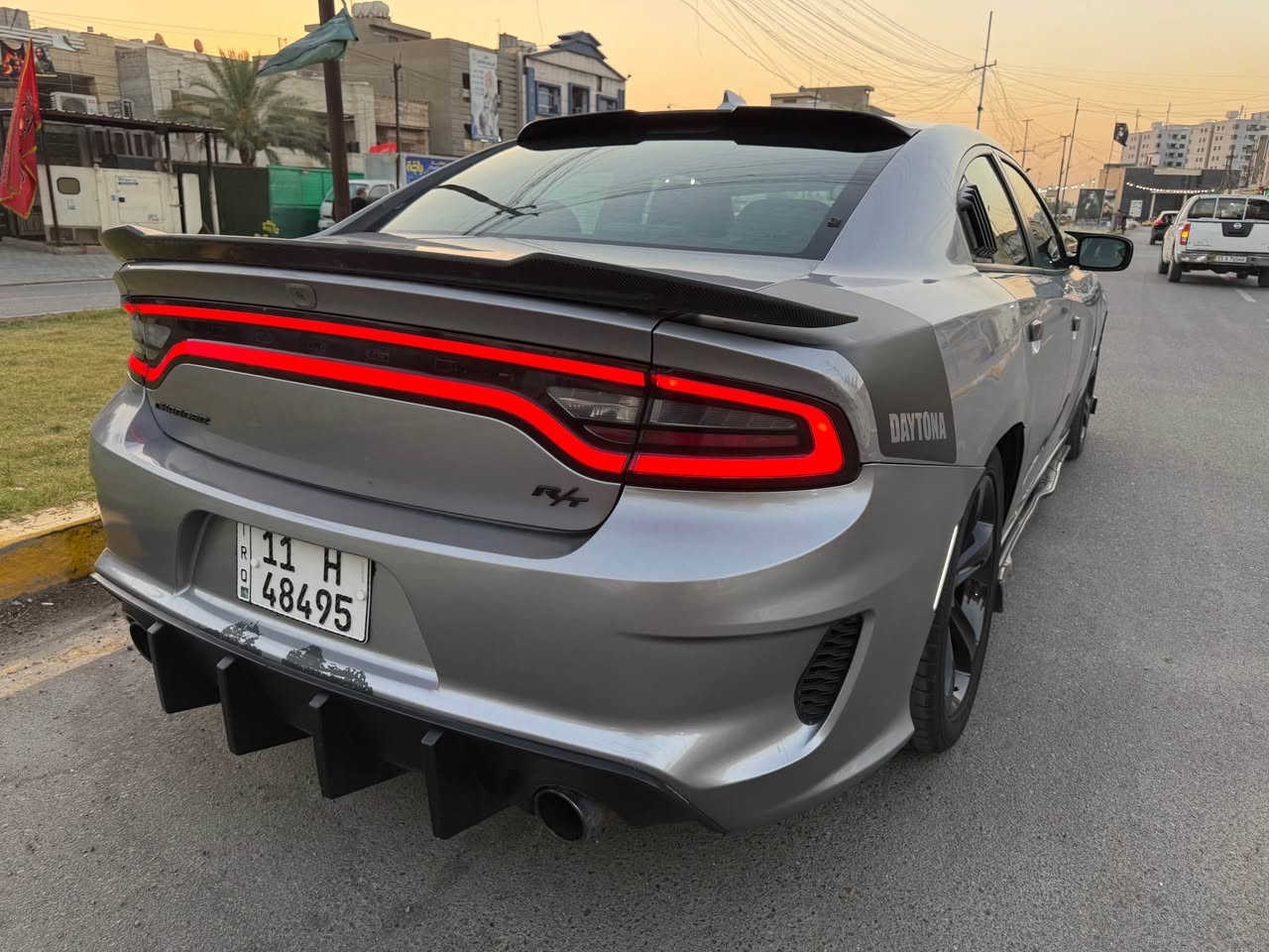 دوج جارجر RT 5700
موديل2018 
وارد امريكي حادثهة جاملغ خلفي ربعة صبغ وجاملغ امامي 
بدون ايرباك شاصي لغد كفالة
مكينة كير علا وضع الشركة 
رقم بغداد دولي باسمي هزة وسنوية كلة جديد 
عليهة منضومت غاز الماني اصلي انسة شي اسمة صرف
كزوز srt اصلي 
لايت امامي زنون اصلي وتغير الوان بل تلفون 
انارة داخلية LED 
تخم تاير قبل  سبوع شادلهة اصلي 
راديتر ريسنك مال srt 
وبيهة هواي تعديلات 
شاشة جبيرة ابل كار بلي 
تدفئة مقاعد + ستيرن
هيتر مري 
بنيدهة علية لاسق اسود طافي وبنيدهة لاصلي موجود بدون قطرت صبغ 
دعاميات امامي خلفي وايدبدي 
تشغيل عن بعد 
 شفتات ستيرن 
سيارة نضيفة وعلا ايدي 
سعرهة 174 
مكاني بغداد البلديات 
*********** بغداد, العراق
