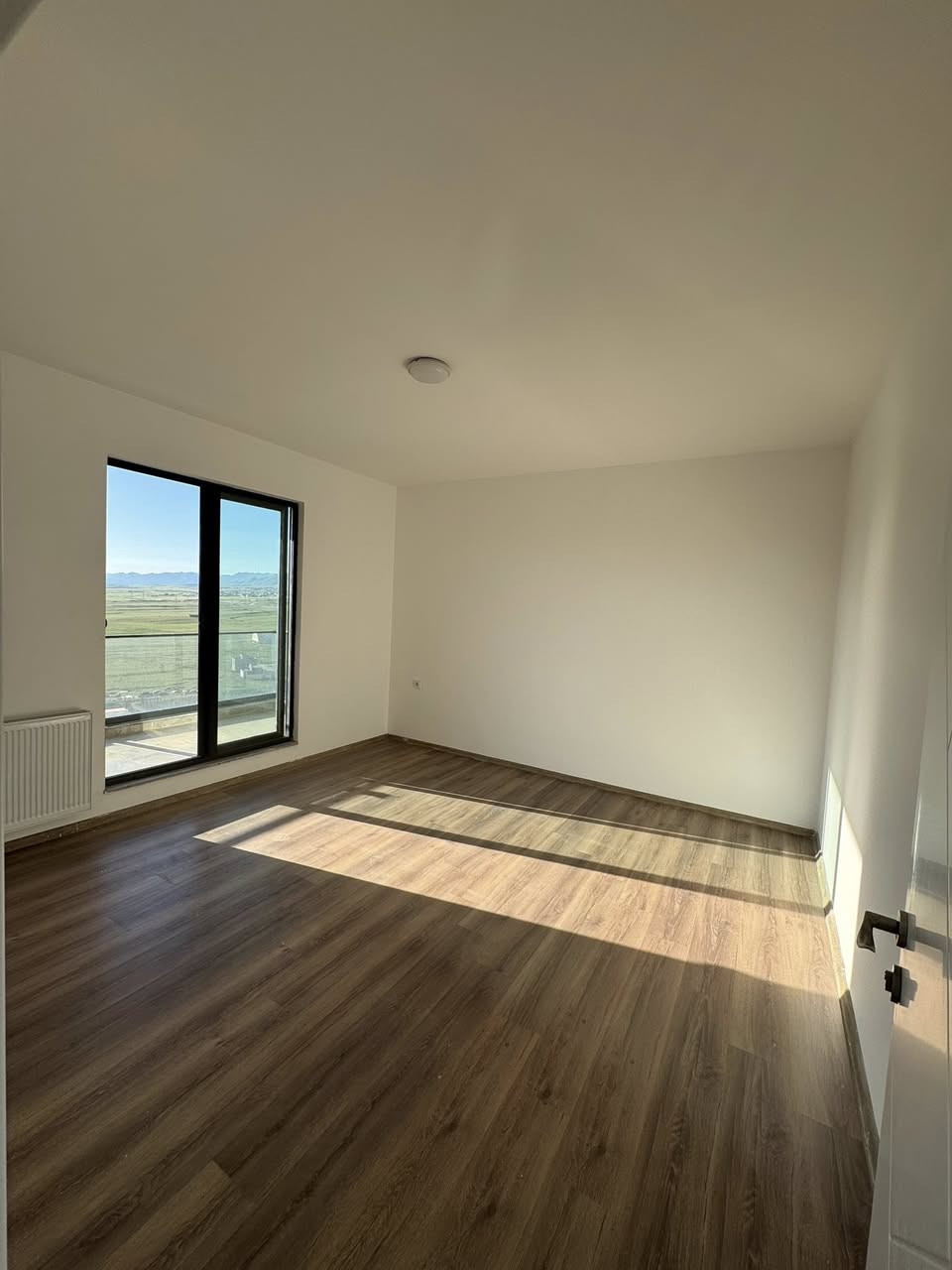 ✨ شقة صفر للبيع في مشروع فرنسية 2 ✨

📍 عمارة 1 — الطابق 22
🌅 واجهة بانوراما مع إطلالة وحديقة
🧭 اتجاه شمال غربي
🚪 الشقة باب منفرد يوفر خصوصية وراحة أكثر

🏡 فرصة ممتازة للسكن الراقي أو الاستثمار
ضمن موقع هادئ وخدمات متكاملة

📞 للاستفسار والتواصل:
***********
***********
