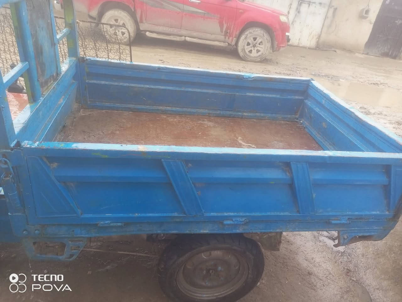 ستوتة شحن باتريات جدد وكلشي نظيف السعر 300. ***********
