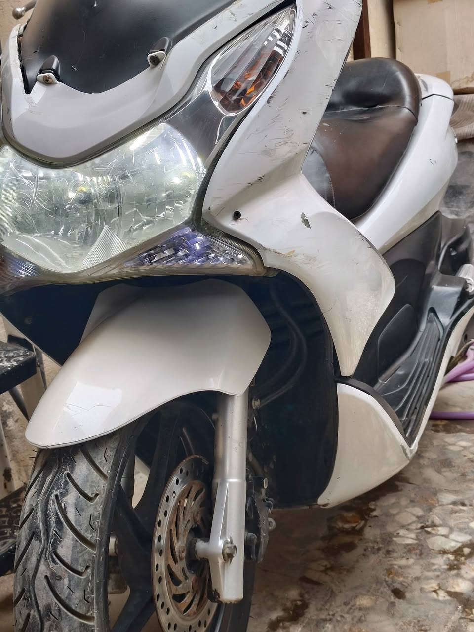 السلام عليكم بي سي اكس جيل الاول نضافه حلوة كلشي شغال بيها مابيها اي نقص عدادات شغاله و حساس مال ازدحام كله شغال ستان كهربائي عنوان بغداد - الشعب الشراي يتصل ***********
