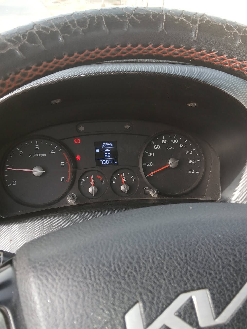 السلام عليكم فحل 22 مكفول كفاله عامه رقم بغداد نكليزي ماشي 70 الف سياره حلوه ما ناقصه شي تاير محور سعر 182 وبيه مجال والي ميعجبه السعر يعبر المنشور ***********
