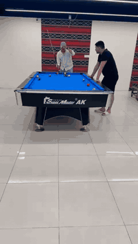 السلام عليكم ورحمة الله وبركاته
مقهى للبيع 
العنوان بغداد/ حي العدل
المقهى كلشي ماناقصها من ناحيه كلشي
سبب البيع عدم تفرغ صاحب المقهى
الي يحب يستفسر ينورنه في المقهى او مراسله صاحب المقهى ***********
