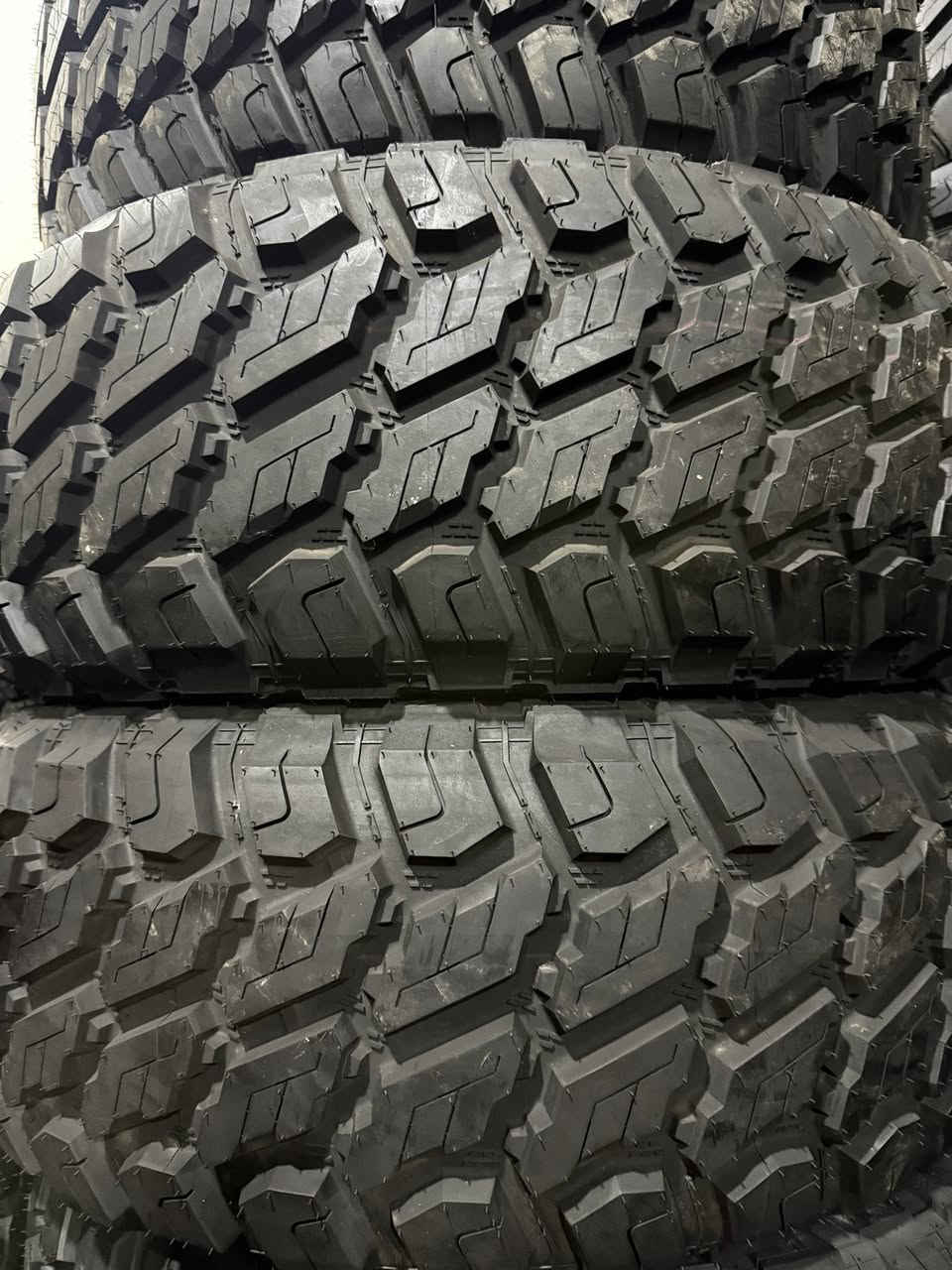 السلام عليكم شباب اطارات كل الاحجام للاستفسار ***********
