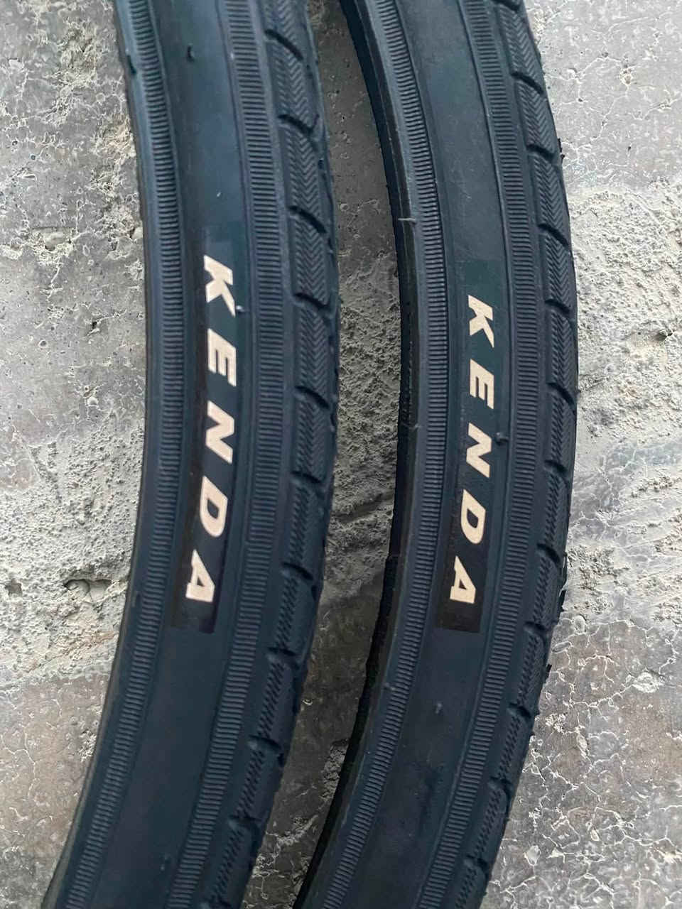 سلام عليكم
زوج تايرات غير مستخدم ماركة KENDA
صنع اندنوسيا 
قياس 32.c28.c700
سعر 20 الف مع التوصيل


**إذا كنت صاحب هذا الإعلان وتريد حذفه لأي سبب، رجاءا أرسل رسالة إلى الدعم الفني**
