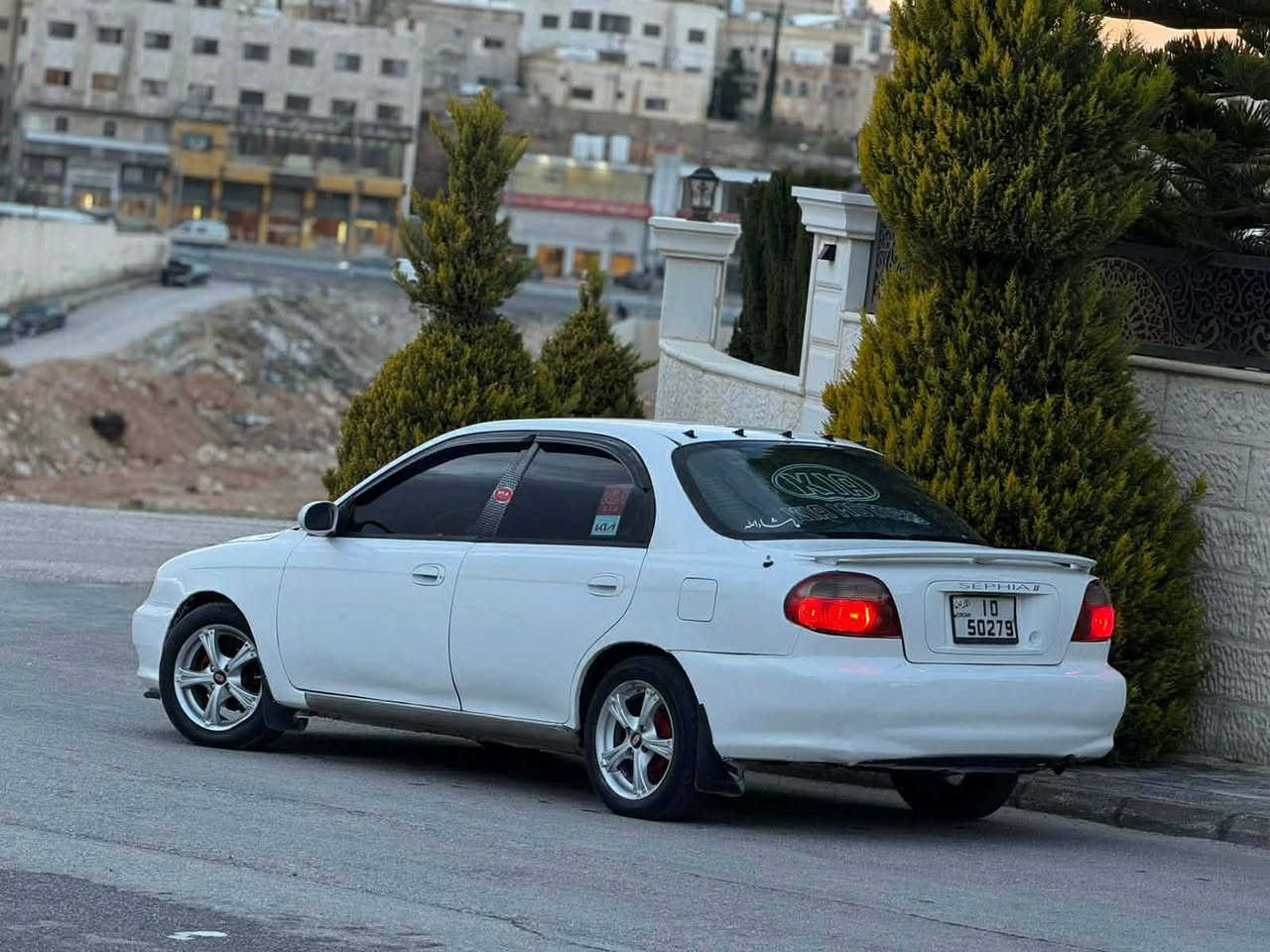 بسم الله الرحمن الرحيم
السعررر1800
0782673521
كياااا سيفيا 2 موديل 1997 أصلي  تب نظااااافة اصلي غرفة فورمايكا
ماتور  انجكشن المسكر فحص‎‎
جير عادي 5 غيار  نظيف فحص 
مري كهربا شغالات 100‎%‎‎
اضوية خلفية اصليه 
بورر ستيرنغ مع جهاز انذار ضد السرقة 
مكيف حامي بارد شغااال 100%
دهان نصيف اصلي لون ابيض بحاله الوكاله 
غرفة فورمايكا الاصليه ولا نقرة كما هي بالصور
جنط 15 الاصلي مع كوشوك شبه جديد 
مسجل JVC اصلي مع سماعات الأصلية 
ترخيص لنهايه شهر 6وتامين لنهايه شهر 7 نهايه السنه 
الفحص:
جــــــــــيـــــــد والباقي دقات وقصعات 
مافيها مضروب ومشغول نهائي
بدون ولا ملاحظه بودي 
ميكانيك وكهربا كلو تمام الحمد لله مش 
ناقصها شي
للاستفسار:0782673521


**إذا كنت صاحب هذا الإعلان وتريد حذفه لأي سبب، رجاءا أرسل رسالة إلى الدعم الفني**