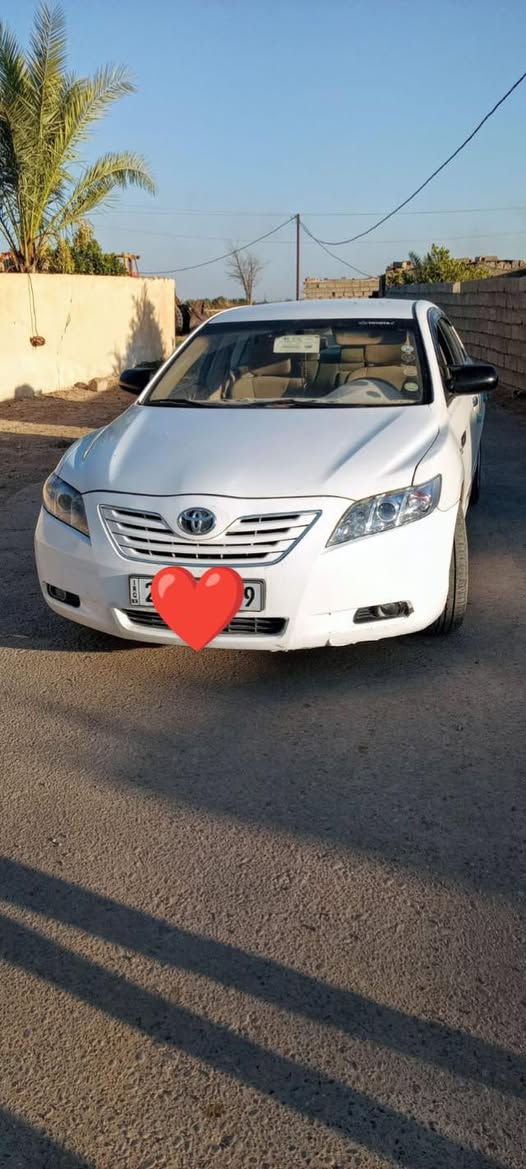 السلام عليكم للبيع كامري خليجي 2008 لون ابيض سنويه لل2030 رقم اربيل اوروبي بيها قطعه ضرر بالباب الي ورا السايق محرك بي تبخير عدا هاذن السياره مكفوله من اي ضرر 
السعر 110وبيها مجال للاستفسار الاتصال على الرقم ***********

