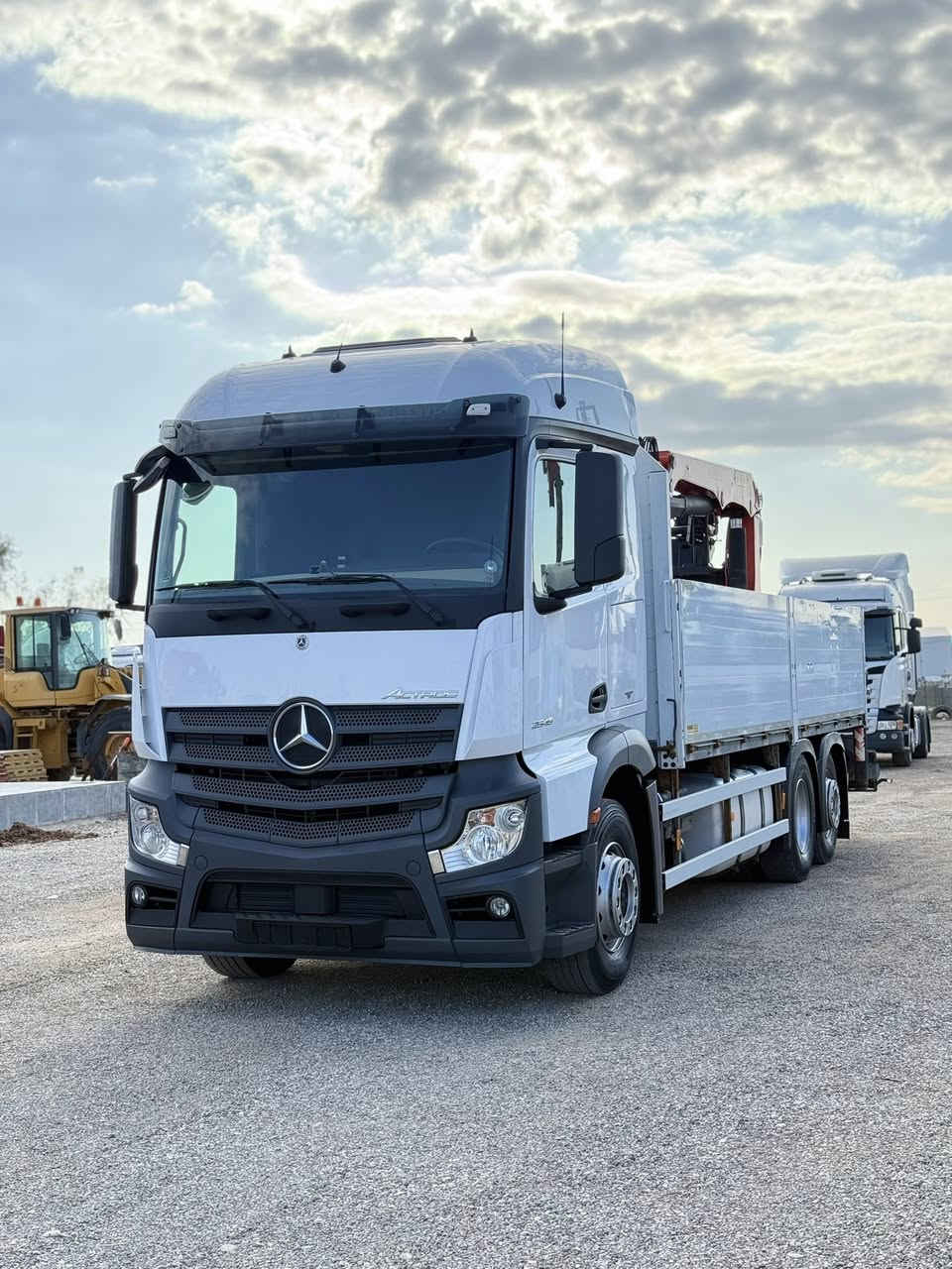 معرض مهدي اربيل
نوع : اکتروس كرين بلوك
موديل : 2018
حجم :2545
ألون : ابيض  
مواصفات: اکتروس بيلادي كرين بالفينكر 21001. 2 سیلایت توب كماش بيلادي استیرن دوار سیار جدید
گير : توماتيك
 العنوان : اربيل  قوشتب تريق كركوك  معرض مهدي اربيل 
***********
***********
