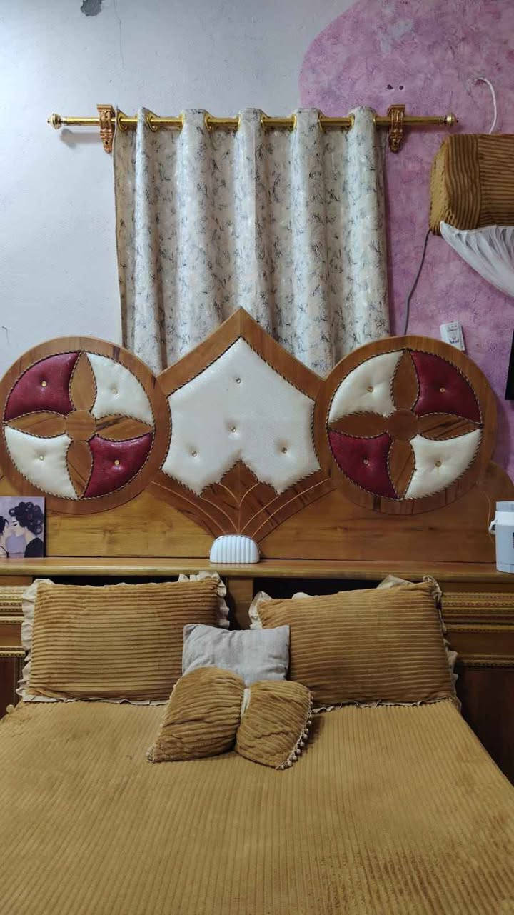 السلام عليكم 
غرفه مال نوم جديده ما مستعمله هواي السعر 800 مكاني كربلاء رقمي*********** كربلاء, العراق
