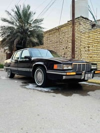 للبيع او المراوس  كاديلاك فليتوود موديل ١٩٩٢  الوحيده بالعراق بهذا الد...