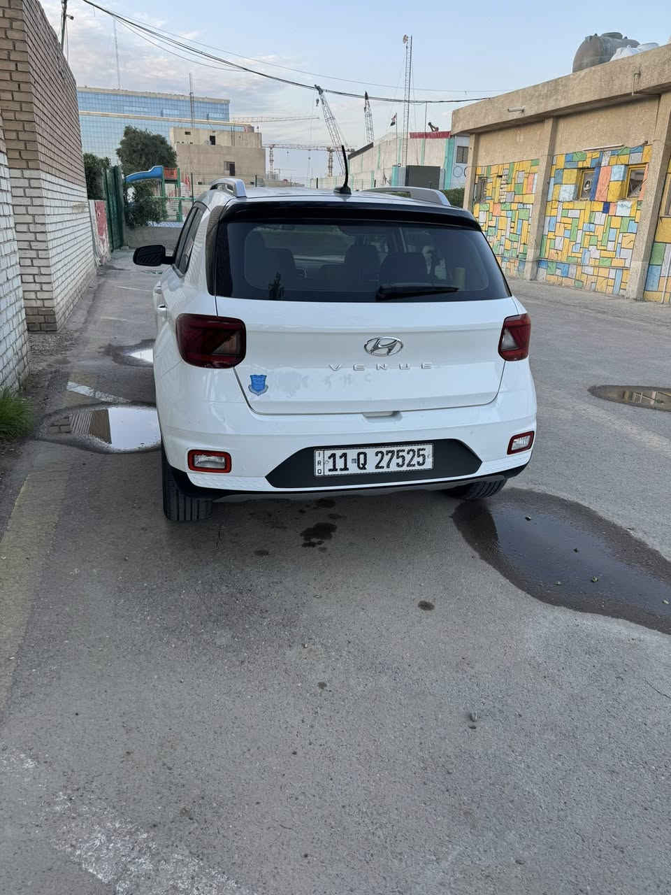 هونداي_فينو
#موديل_2023
#مرقمة_بغداد
#تو كلار قمارة سودة

  المواصفات 

1- بصمة 
3- داخل لونين 
4- شاشه كبيرة كامرة دوارة 
5- فول  تحكم ستيرن جهتين  
 6- ويل كروم 
7- شاشة كبيرة كاربلي +اندرويد 
8- نظام انذار
9- مانع انزلاق
10- تراكشن منحدرات
11- وضعيات قيادة  
12- رادار تحذير جانبي 
13- رادار خلفي
14- رادار امامي
15- تحديد مسار 
16- مكينة 1600 دبل نوزل 
17- حمالات سقف
18- حساس خلفي
19- دبل بصمة 

 و السيارة جديدة جدا و السيارة اجمل و أحلى بكثير من الصور صور الحادث مرفقة مع الصور 
السعر 125و بيها مجال بسيط الاتصال ***********

📍المكان : بغداد , الاعظمية
