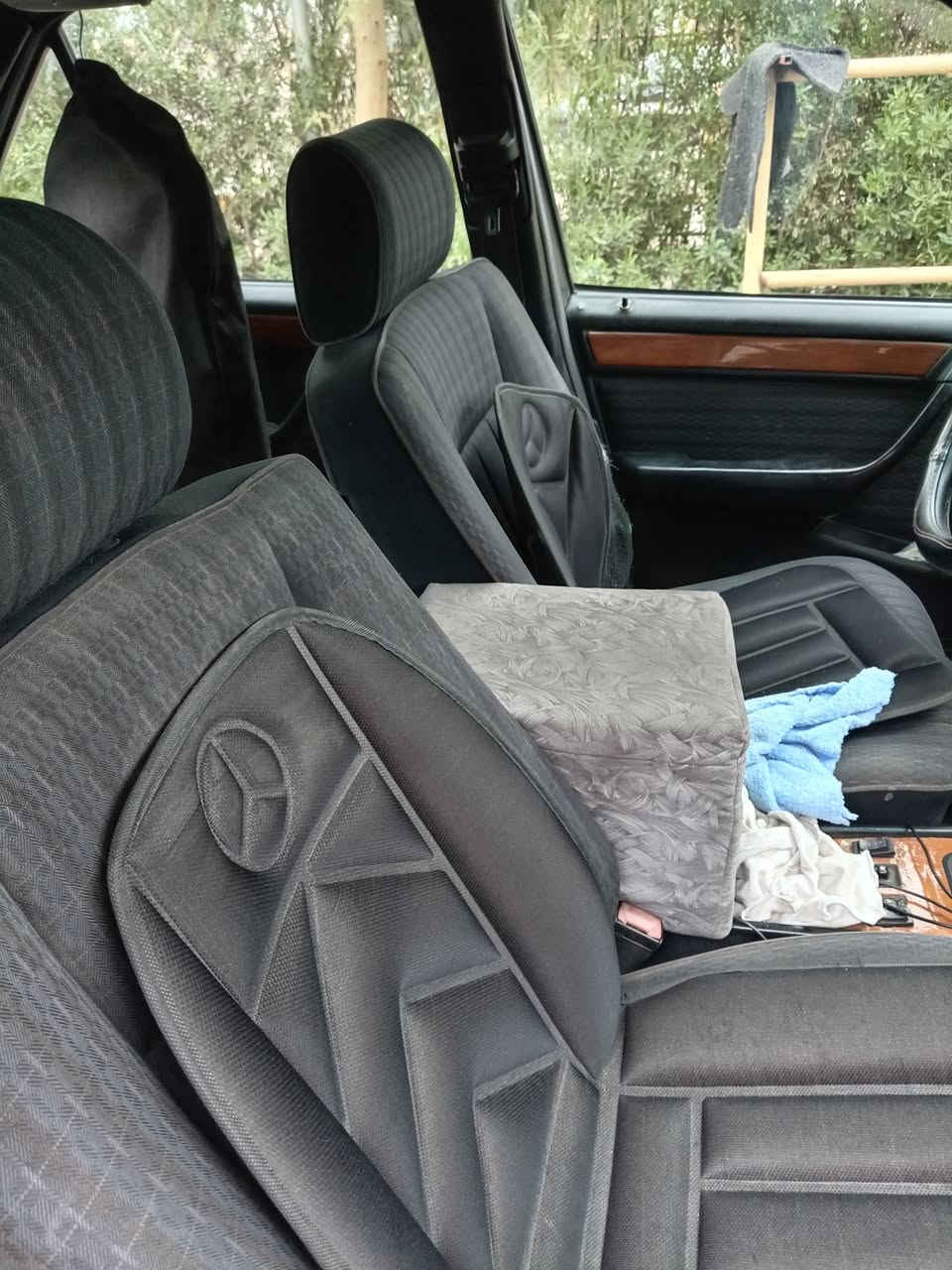 موديل 91  حجم 230 نينوى صبغ عام بدون دعم جارده محرك نفخ بطارية جديدة رقم دولي  كابون بنزين سعر 68 رقم صاحب السيارة *********** ايطارات جديد 4 مكلف بلنشر
