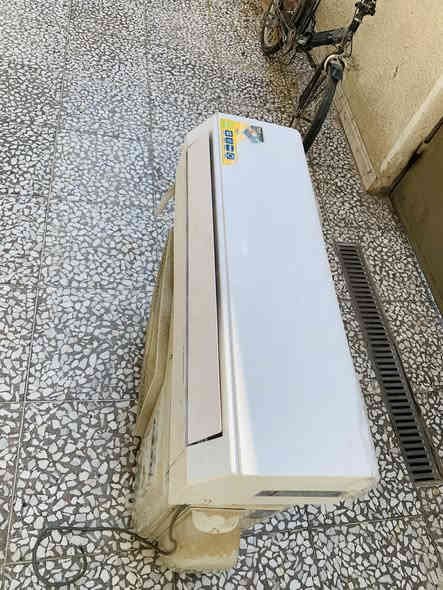 السلام وعليكم اخوان للبيع سبلت اواكس1 طن نضافه 95/100 كفاله عامه من فتحت البرغي 
تبريده ثلج ❄️☃️🧊تدفئه 🔥❤️‍🔥🐦‍🔥 كامل مكمل 

السبلت على وضع الشركه مشتغل موسم وحدمديل 2024شهر12 السبلت راديتراته جدد غاز الشركه مقفول بي كامل ملحقاته ريمونت +بواري +قاعده + وايراته 

الاواكس معروف بتبريده ودفعه القوي وجاهز جيب وشد     السعر 225  وبي مجال 

بغداد مدينة الصدر ***********
