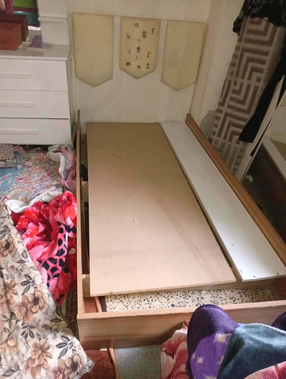 السلام عليكم عندي غراض مستعجله عليهن كناتير ثنين موجودات لبيبان بس  مشديهن وجرابي ثنين اي ضرار مابيهن وميوزتهن كلهن 250


**إذا كنت صاحب هذا الإعلان وتريد حذفه لأي سبب، رجاءا أرسل رسالة إلى الدعم الفني**