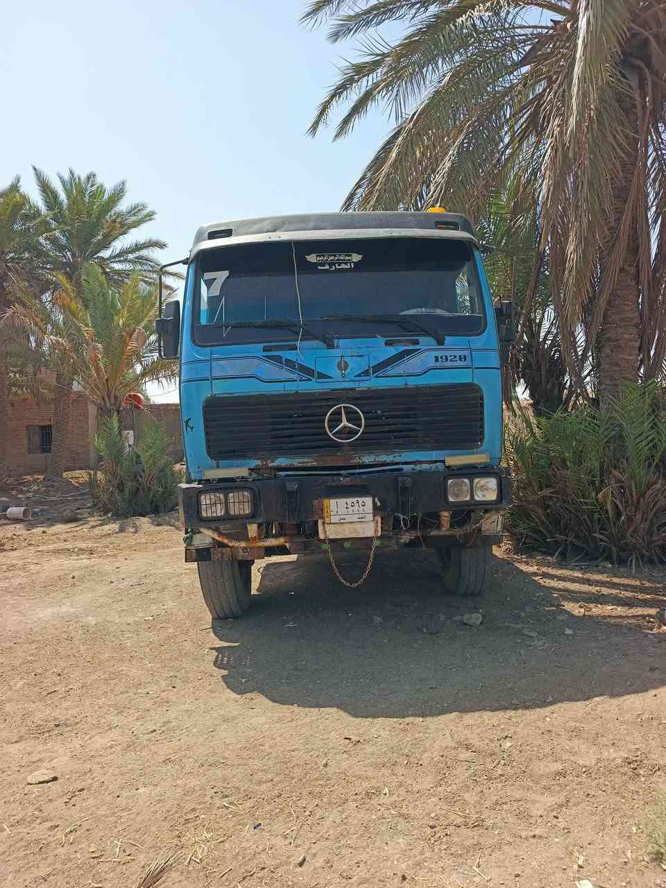 تنكر للبيع البي موديل 75 مكينه 28,,8سلندر كير 125اكسن جي اف محرك گير اكسن كفاله كهربائيات كامله باتريات شادهن قبل سبوع للاستفسار خاص او الاتصال ***********
