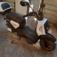 للبيع او مراوس دراجه شحن ملف1500سرعتها كلش حلوه كلشي بيها شغال لا شخوط...