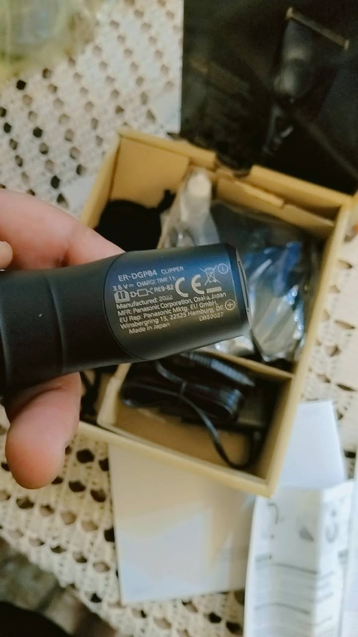 سلام عليكم مكينه ماركة بنسونك اصلي ومقصات بان ديدو اصلي البيع جديد ***********
