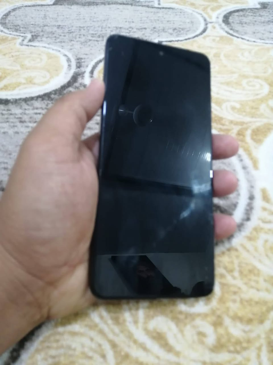 جهاز  oppo A3شرط الفحص بي شويه وصله من الشاصي طايحه وفطر بالبلازمه ما مئثر ع المس ذاكره 128 كلش حلو وسلس بطاريه 5100 امبير شحنه راقي تريده للاطفال تريده الك اصدار السعر 75 الف شرط الفحص ولشغل تفحص وتاخذ كاميرات اتصال انترنين اصداره 14 الاتصال برقم *********** البصره القبله
