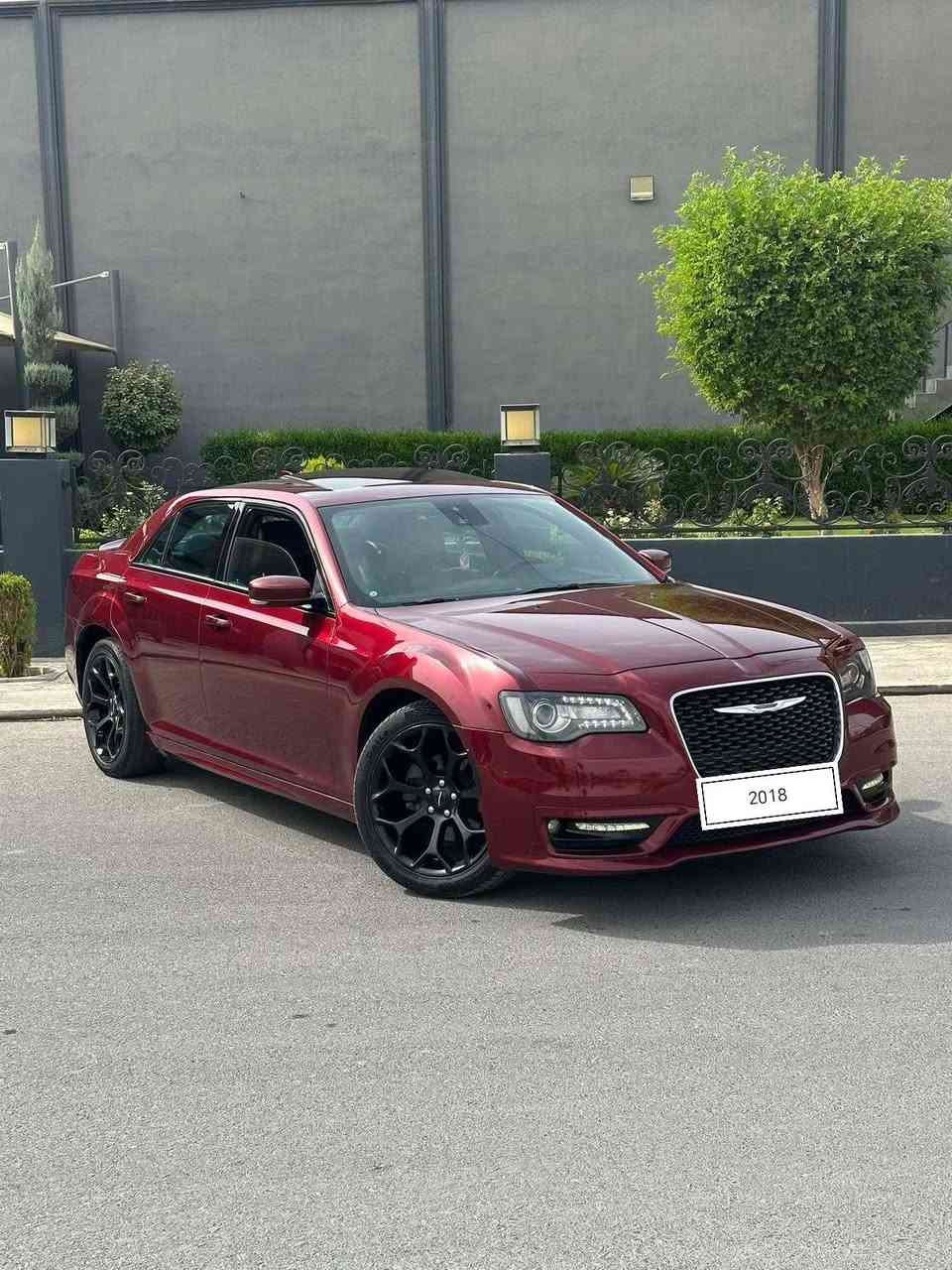 اوباما 2018 S فول الفول
السياره كلين تايتل كفالة  
رادار امامي 
رادار جوانب
بانوراما 
كشنات خزن
كشنات تدفئة وتبريد 
كشنات جلد
كشنات كهرباء 
استرين كهرب وتدفئه
برده خلفيه
تشغيل عن بعد 
بجم عريض 
شفتات ستيرن 
لايت زينون
تبريد مناخين 
تبريد قطعتين 
كير ماوس 
مثبت سرعة
تحكم ستيرن 
بلاجكتور
كاربلاي 

حساسات امامية
حساسات خلفية

وضعيات قيادة

 السعر 295ورقة وبيها مجال بسيط
وباقي مواصفات الاوباما المعروفة 
مرقم اربيل باسمي سنوية ورقم كلها جديد تحويل بنفس اليوم
للاستفسار الاتصال على الرقم /

*********** أربيل, العراق
