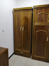 غرفة نوم • ٥ باب • زان مصري