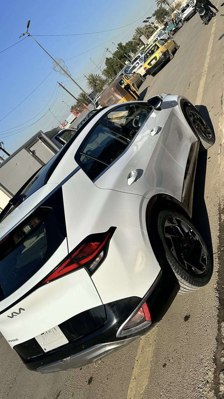 للبيع فقط

كيا سبورتج جديدة كلش

موديل 2023 

فول 1/1  

ماشية 52 الف كيلو متر

مكفولة من كلشي كفالة عامة 

سعره 230$ ورقة

عنواني بغداد شارع فلسطين

رقم بغداد بسمي

***********
