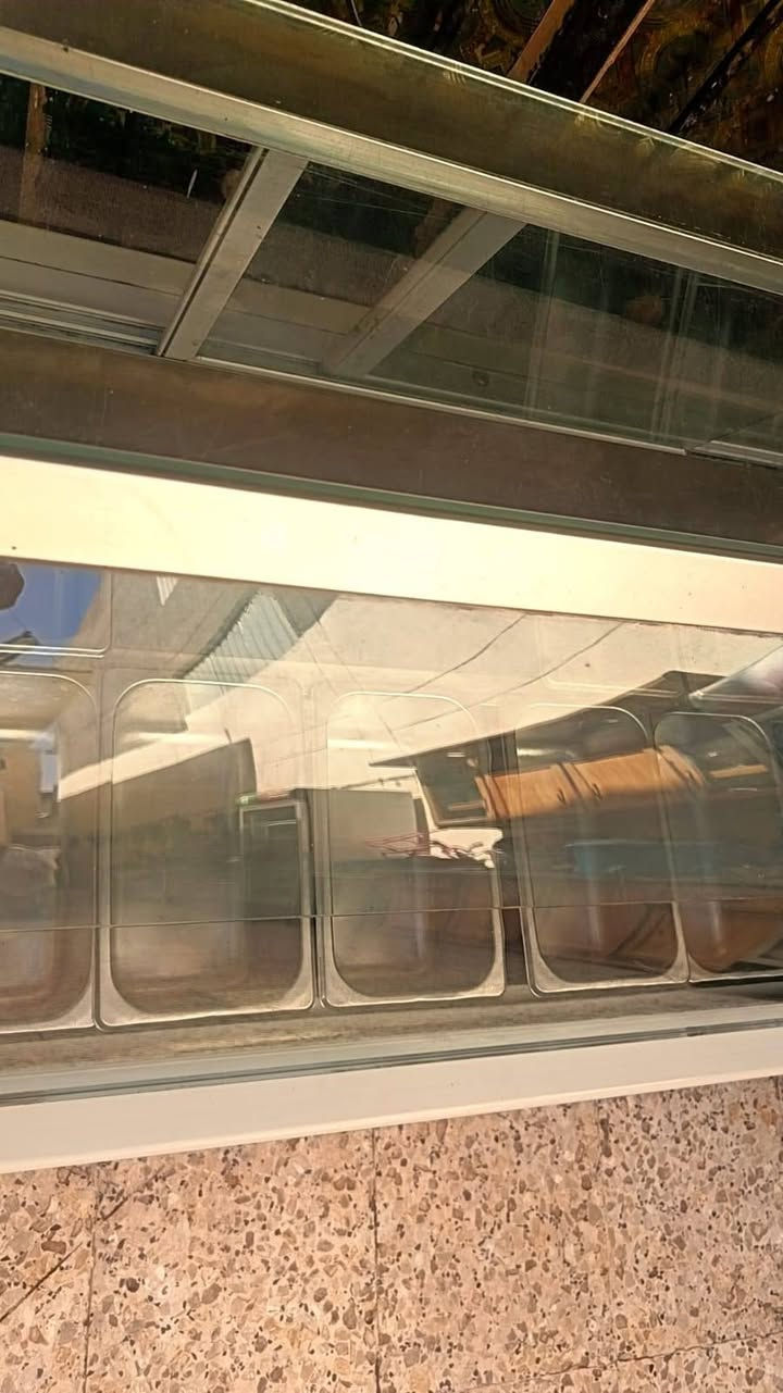 السلام عارضه مقبلات ماركه سمارت بلاديه ممصلحه ابد استخدام قليل 12بلانك ب400 وبيها مجال  مكاني بغداد الجديده  موبايل ***********
