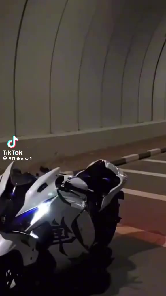 🔥 ليد طيّارة أصلي بريموت تحكم 🔥

لو بتدور على إضاءة مختلفة وقوية بجد
الليد الطيّارة الأصلي هو الاختيار الصح 💪

✨ المميزات:
✅ ريموت تحكم كامل
✅ أنظمة إضاءة كتير أصلية
✅ بطارية كبيرة بتقعد وقت طويل
✅ إضاءة قوية جدًا وواضحة
✅ شكل رياضي ولمسة فخامة

⚡ مناسب للعربيات والبايكات

🔥 الكمية محدودة
📩 كلمنا واستفسر دلوقتي

#ليد_طيارة
#إضاءة_قوية
#ريموت_تحكم

واتس 01062160262


**إذا كنت صاحب هذا الإعلان وتريد حذفه لأي سبب، رجاءا أرسل رسالة إلى الدعم الفني**