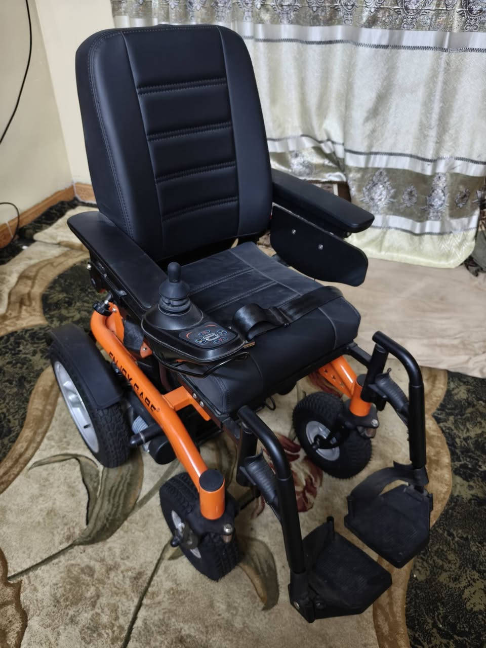 #للبيع
عربانه كئربايه فول ما مستخدمه  جديد بالكارتون السعر 350 بيها مجال 
اتصل ‏‪***********‬‏
