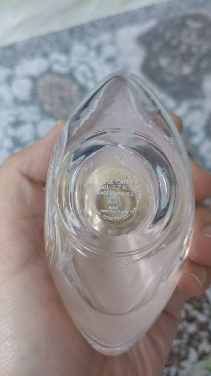 مرحبا عطر كينزو وورلد من مطار دبي باقي بي نفس ماموضح بالصورة منو يشتري قيم واخذ واكو توصيل


**إذا كنت صاحب هذا الإعلان وتريد حذفه لأي سبب، رجاءا أرسل رسالة إلى الدعم الفني**