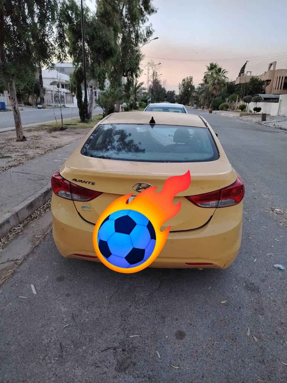 هونداي افانتي امضلع ٢٠١٢ تكسي رقم بغداد دولي چامات كهرب مري شفط محرك 1600 جي  دي اي للاستفسار الاتصال على الرقم ***********
