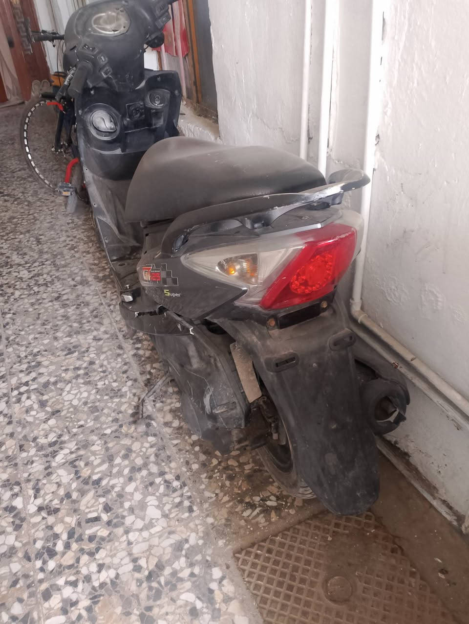 #سلام عليكم سيام،نزل جي تي 125 دراجه شوفت عينك  دراجه ،جديدطافيه يعني ابيعلك كوم حديد سعر،200بيه،مجال ال طيبين حتى لو مراوس،مكاني الشعب***********
