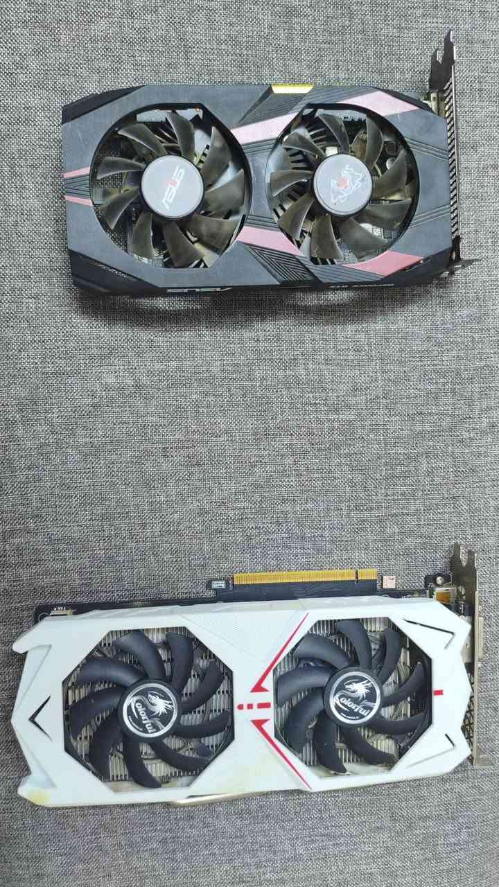 كروت للبيع
كرت GTX 1060 
وكرت GTX 1050TI ابيعة فحم


**إذا كنت صاحب هذا الإعلان وتريد حذفه لأي سبب، رجاءا أرسل رسالة إلى الدعم الفني**