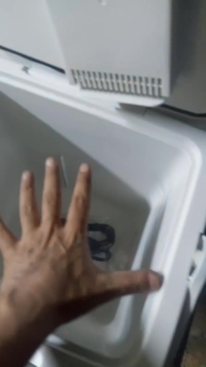 ثلاجه سياره 24لتر قطعه تخبل ب70توصيل مجاني


**إذا كنت صاحب هذا الإعلان وتريد حذفه لأي سبب، رجاءا أرسل رسالة إلى الدعم الفني**