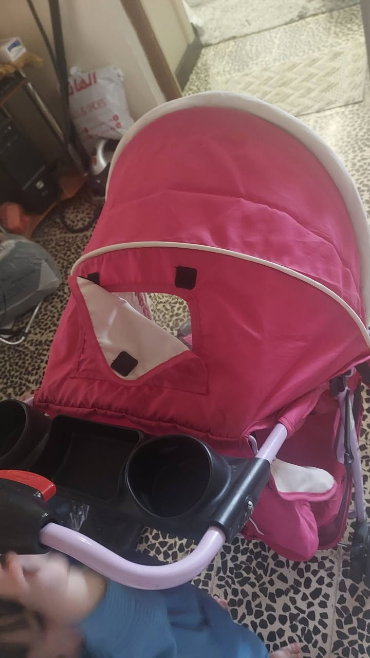 السلام عليكم
عربانه للبيع نظيفة سعرها ب٤٠ 
عنوان /عامرية-قرب نادي الخطوط 
هاتف/***********ام حسن
