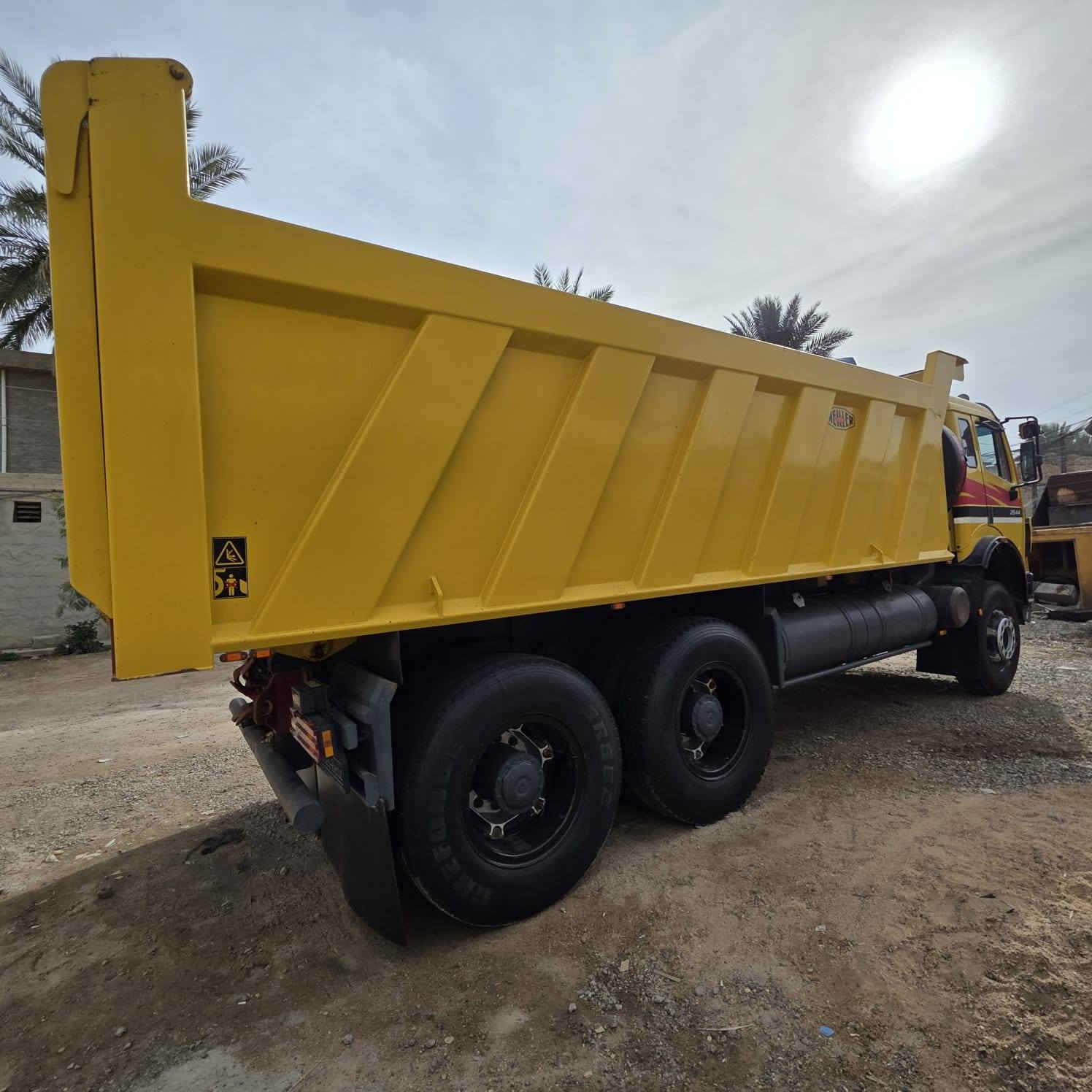 سلام عليكم للبيع البي كرواتي موديل ٩٦قماره وربع محرك ٤٤ كير ٢٤٠ قليج بلادي مجموعه GFرقم انبار مربوطه قاطره مقطوره تحويل ثاني ***********
