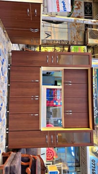 #زبائننا الكرام #رمضان_مبارك  توفرت #كاونترات_الخشب #مستخدم  في مزاد ا...