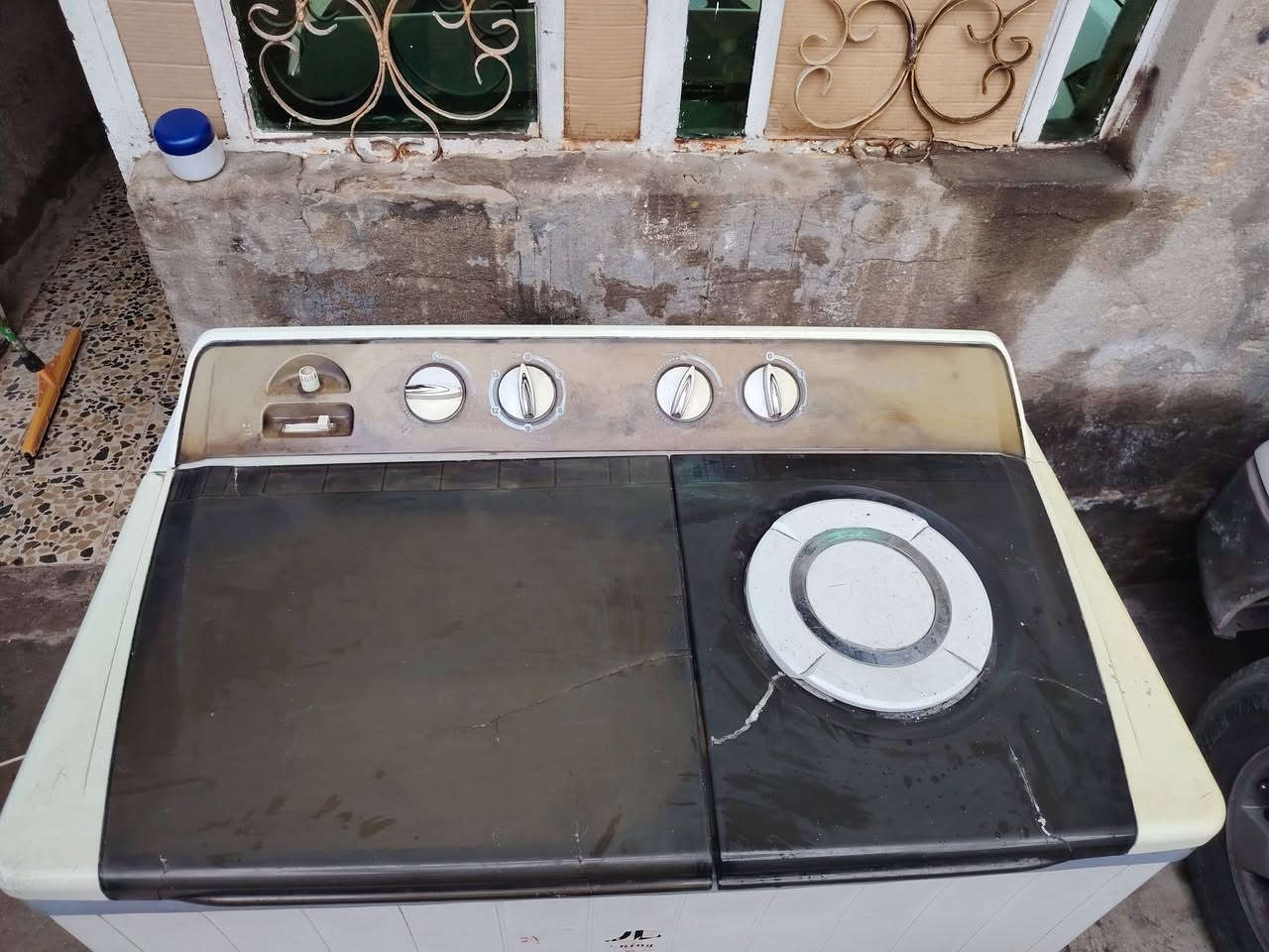 السلام عليكم غساله حجم ٢٨كيلو غسل وجفاف شغالات علئ الفحص سعر ١١٠


**إذا كنت صاحب هذا الإعلان وتريد حذفه لأي سبب، رجاءا أرسل رسالة إلى الدعم الفني**