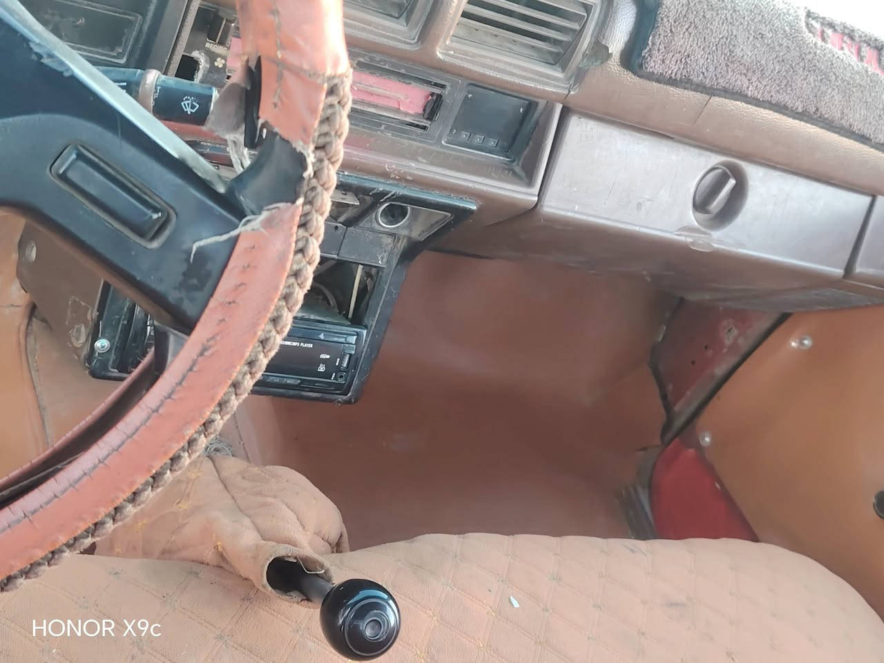 سلام عليكم سياره البيع بيكم موديل 85 كير محرك كلو شرط تيرات اربعه جديد صدر جديد بتري جديد كهربايات كلهه شقاله رقم كركوك سنويه عضم بيه دفتر بانزين تريد تحويل تريد وكالة السعر ٢٣ وبيه مجال العنوان كركوك الحويجه الاستفسار تصال على الرقم ***********
