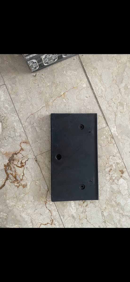 شباب عندي غراض للبيع للاتصال على الرقم ***********
